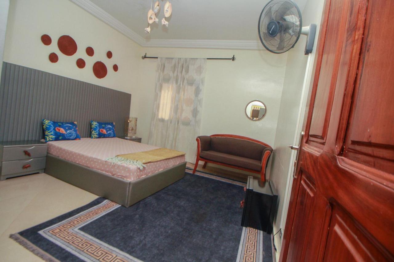 Le "Grand Bleu", Un Bel Appartement Paisible, Sur Et Spatieux Au Coeur De La Station Balneaire De Saly Portudal Bagian luar foto